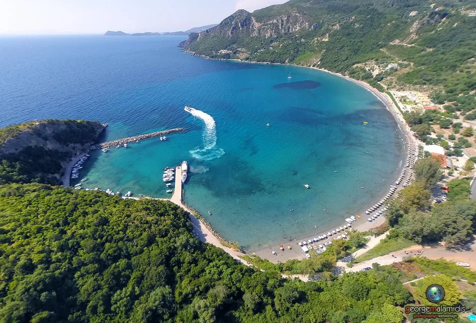 Arilla watersports scene