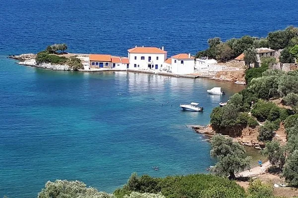 Chorto watersports scene