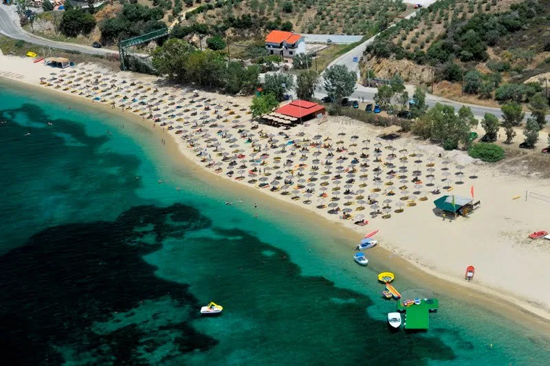 Kampoudi watersports scene