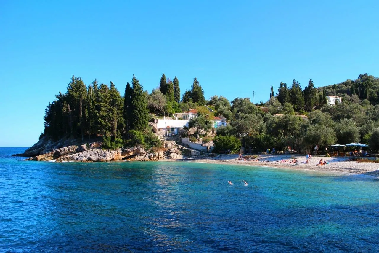 Levrechio watersports scene