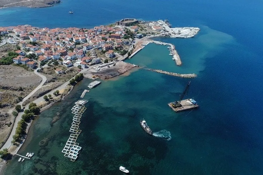 Limenas Sigriou beach watersports, North-Aegean, Greece
