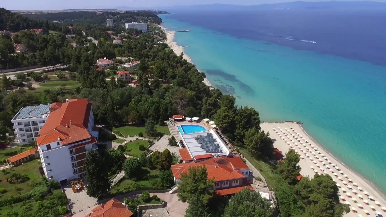 Makris Gialos Argostoli watersports scene